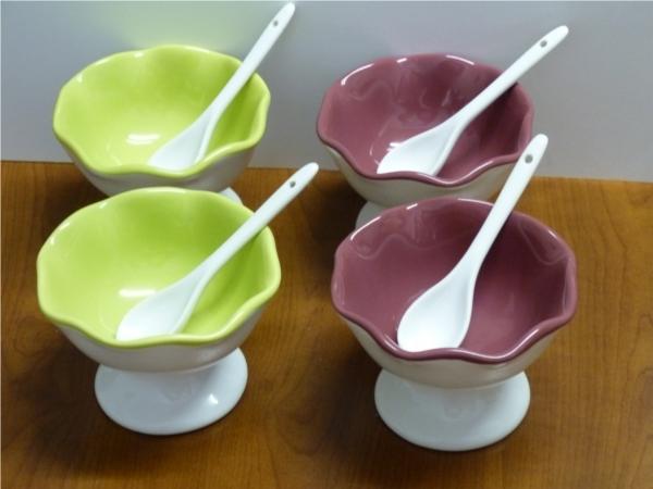 Service de  4 coupes  a  Glaces 